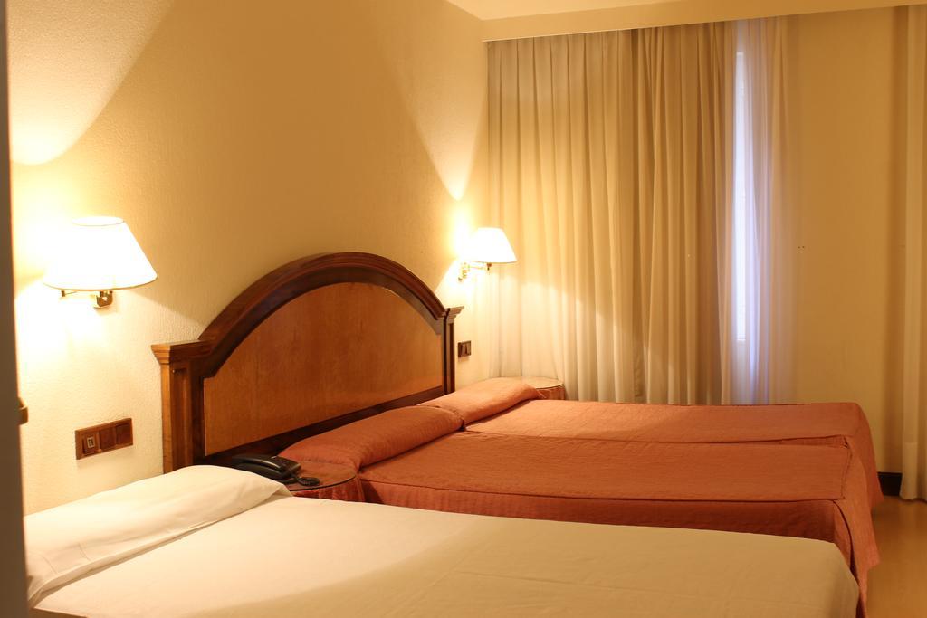 Hotel Monterrey Salamanca Bilik gambar